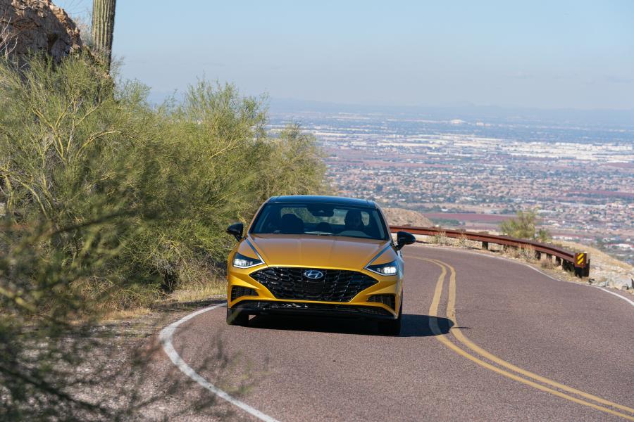  Hyundai Sonata SEL (DN8) 2019 года  (NA) (фото 17 из 22)